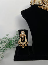 Load image into Gallery viewer, Meenakari Antique Set
