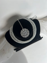 Load image into Gallery viewer, Silver Stud Set
