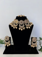 Load image into Gallery viewer, Golden Lockets Set
