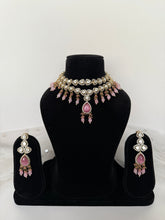 Load image into Gallery viewer, Pink Uncut Kundan Set
