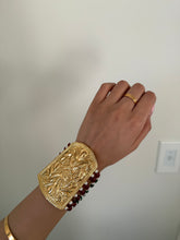 Load image into Gallery viewer, Hand Cuff - Baahi
