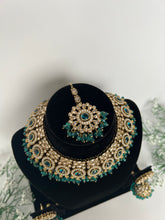 Load image into Gallery viewer, Lustrious in Teal
