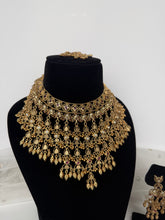 Load image into Gallery viewer, Julie Antique Gold Set
