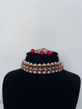 Load image into Gallery viewer, Red choker set
