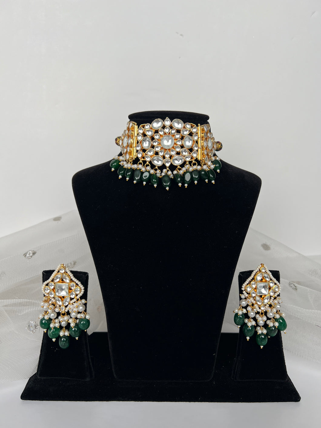 Loria Kundan Set (green)