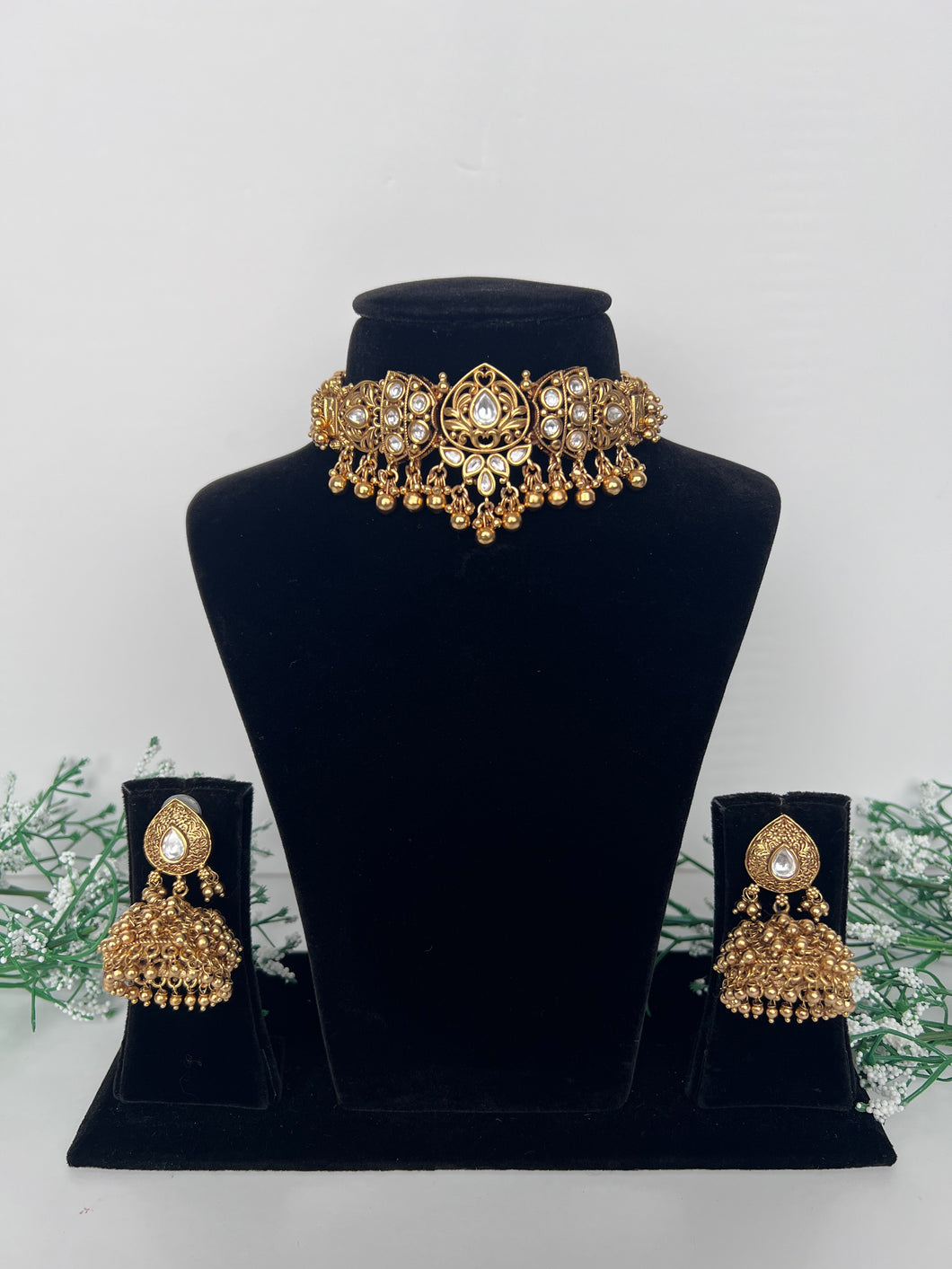 Poonam Antique Set