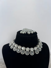 Load image into Gallery viewer, Nadia Necklace Set Silver
