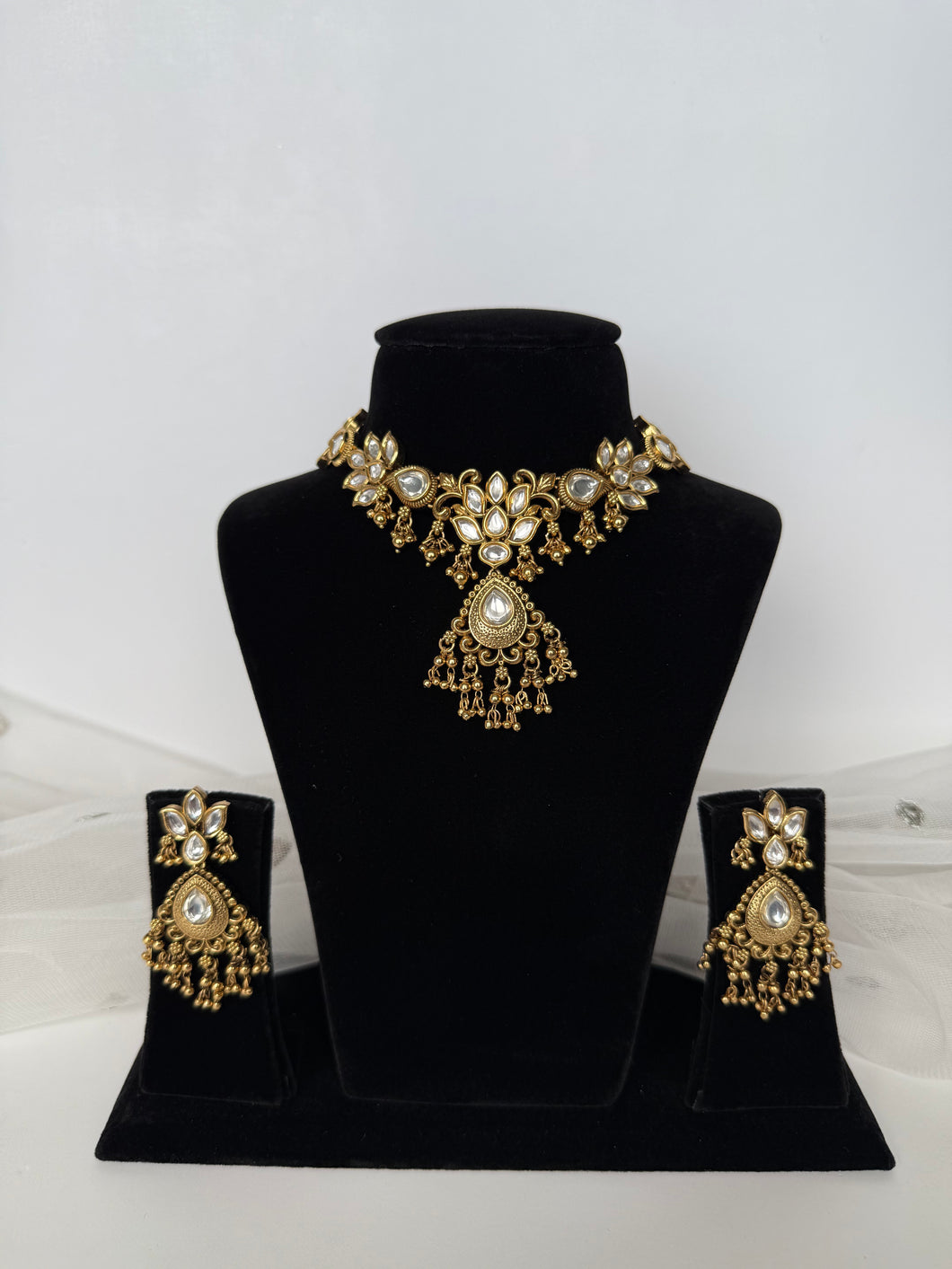 Lotus Antique Kundan Set