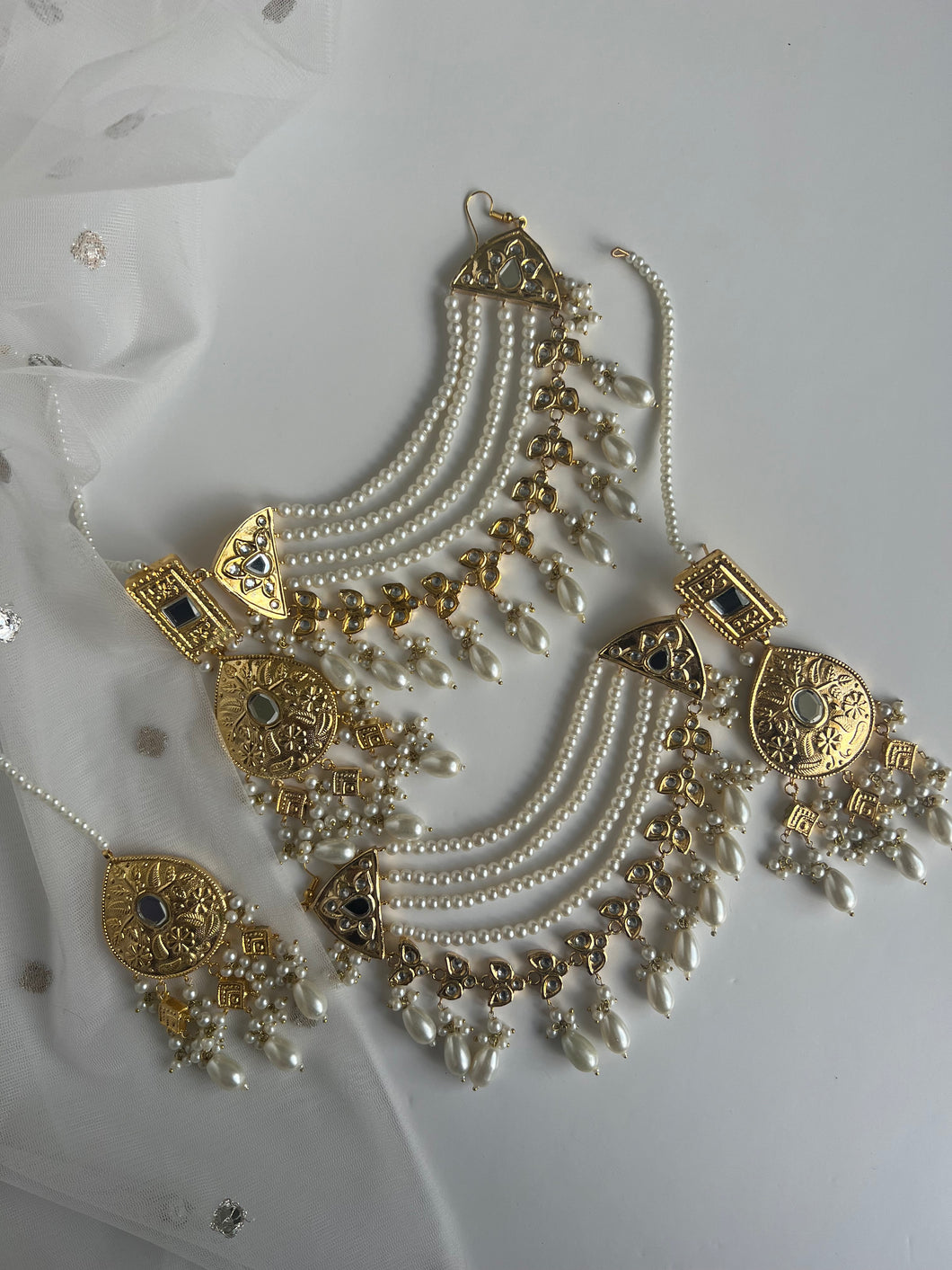 Rafia Kundan Earrings