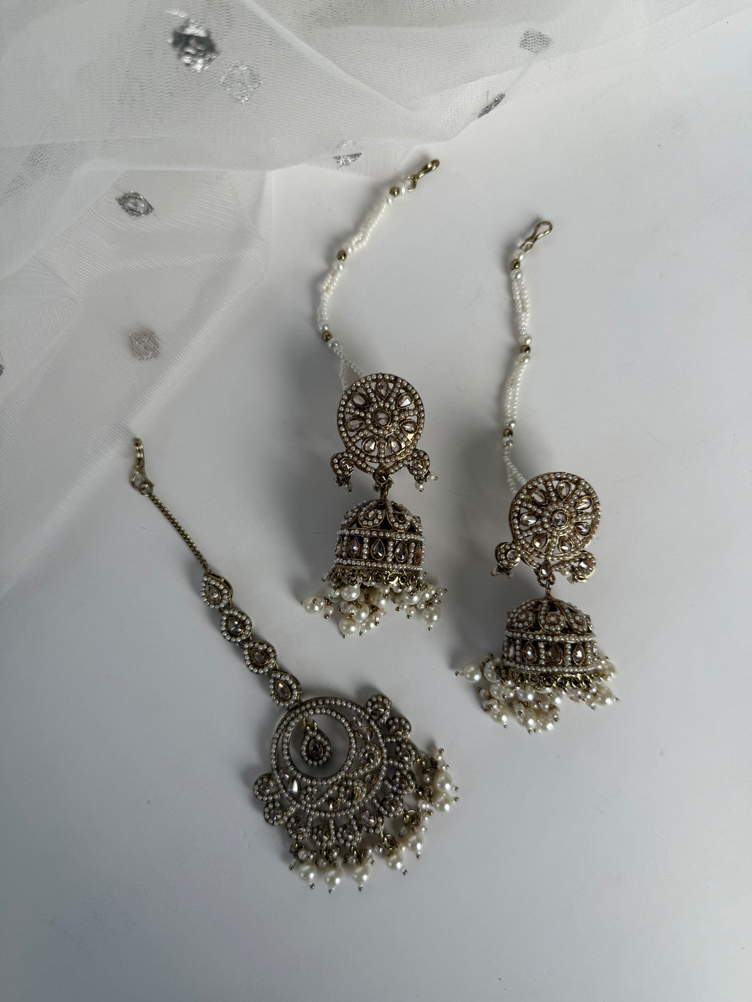 Jhumki Tikka Set