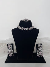 Load image into Gallery viewer, Kirat Diamond Set (pink)
