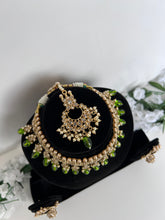 Load image into Gallery viewer, Mehndi Green Choker Set
