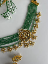 Load image into Gallery viewer, Sage Kundan Set
