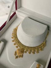 Load image into Gallery viewer, Tamana Gold Set
