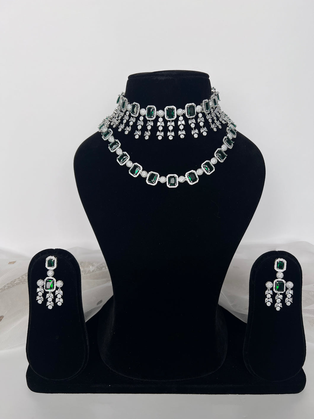 Loveleen Diamond Set Green