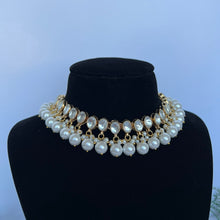 Load image into Gallery viewer, Simple Kundan Set
