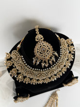 Load image into Gallery viewer, Manvir Bridal Set
