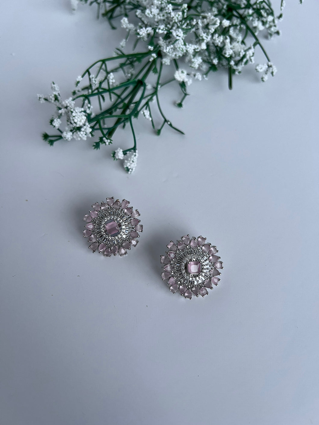 Round diamond studs (2 colours)