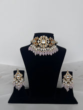 Load image into Gallery viewer, Savy Kundan Set (pink)
