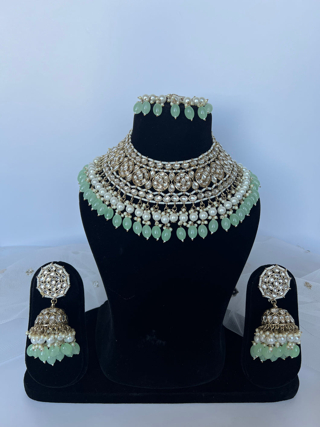 Finest Kundan (sage green)