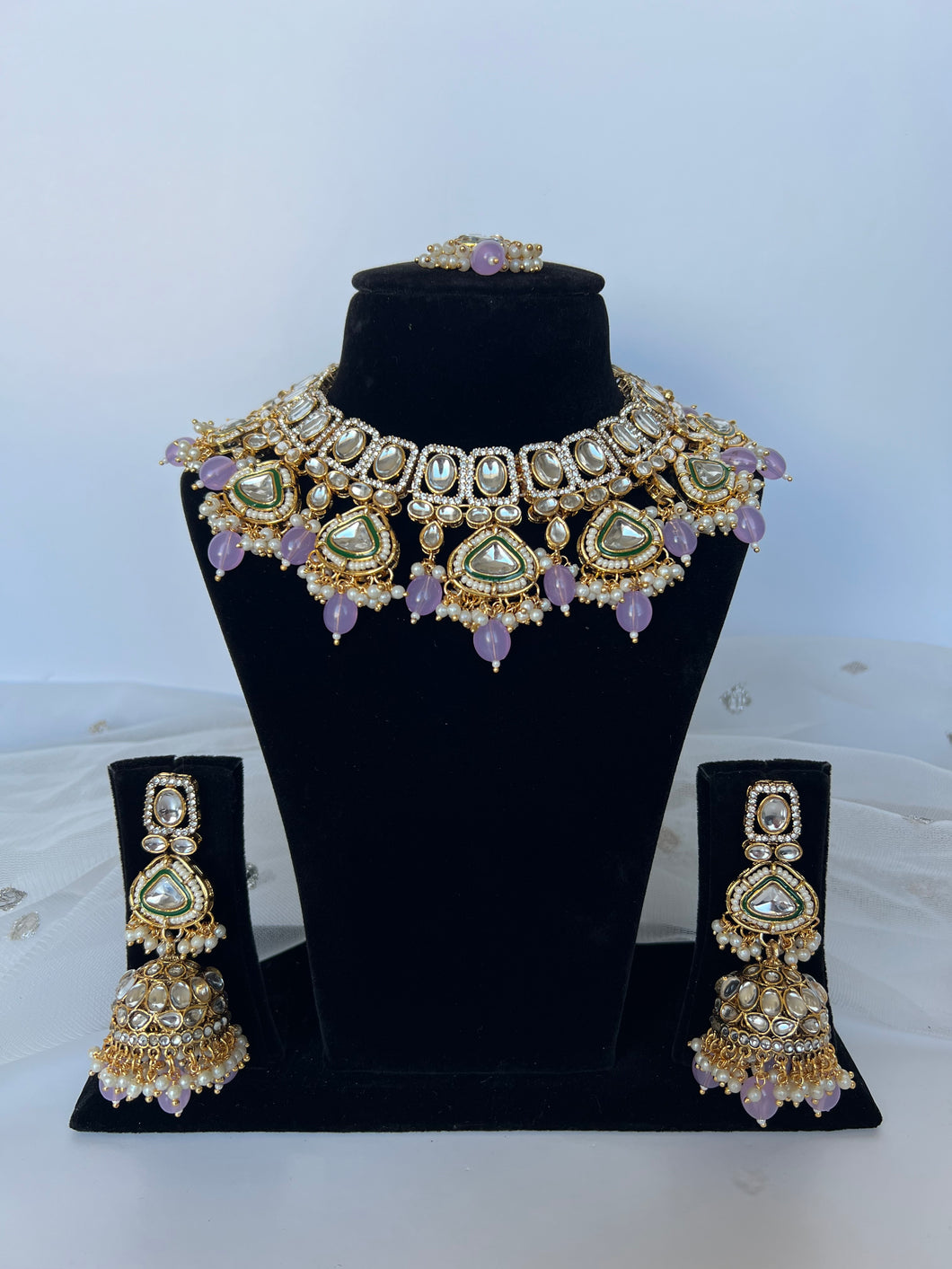 Lilac Kundan Set