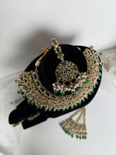 Load image into Gallery viewer, Jaspreet Bridal Set (Green)
