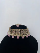 Load image into Gallery viewer, 3 Shades of Pink Choker
