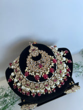 Load image into Gallery viewer, Maroon Necklace Set
