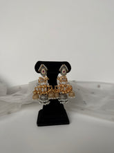 Load image into Gallery viewer, Kashmiri Jhumka (3 colours)
