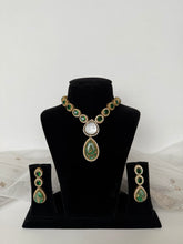 Load image into Gallery viewer, Mable Stone Set (3 colours)
