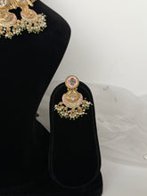Load image into Gallery viewer, Meenakari Kundan Set
