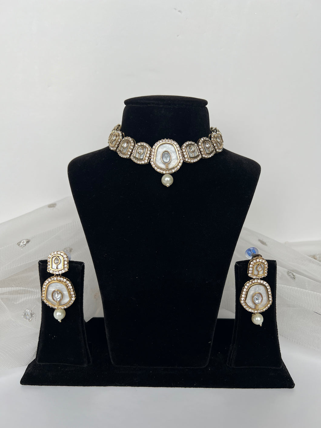 White Kundan Set