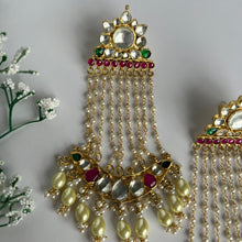 Load image into Gallery viewer, Sohani Kundan Earrings Gold
