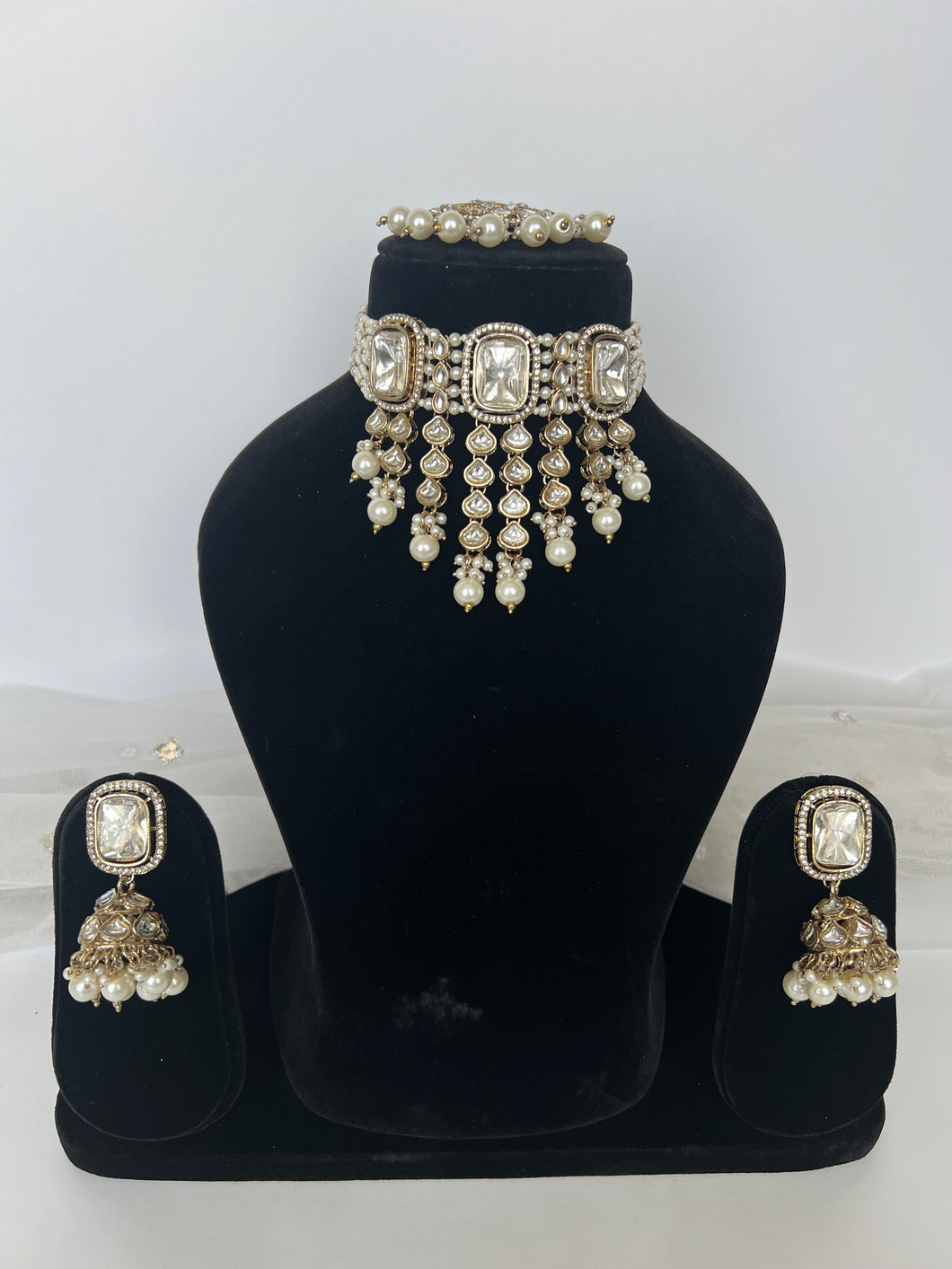 Tanvi White Waterfall Set