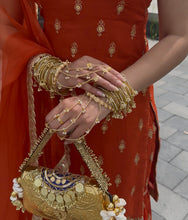 Load image into Gallery viewer, Pearl Kashmiri Hand Pieces
