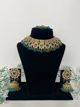 Load image into Gallery viewer, Lustrious in Teal
