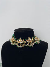 Load image into Gallery viewer, Uncut kundan moon set
