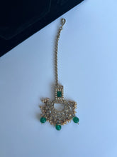 Load image into Gallery viewer, Green Choker Set
