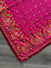 Load image into Gallery viewer, Raja &amp; Rani Phulkari
