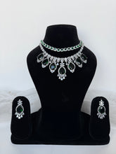 Load image into Gallery viewer, Emerald Diamond Set
