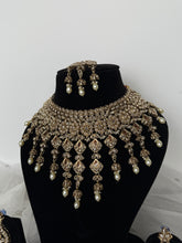 Load image into Gallery viewer, Geet Bridal Set
