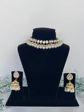 Load image into Gallery viewer, Anhad Kundan Set in Gold
