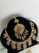 Load image into Gallery viewer, Arzoo Jardau Set (maroon)
