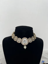 Load image into Gallery viewer, White Kundan Set
