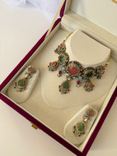 Load image into Gallery viewer, Benita Sabyasachi Set
