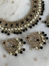 Load image into Gallery viewer, Pancham Black Set
