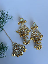 Load image into Gallery viewer, Rimmle Pachi Earring Tikk
