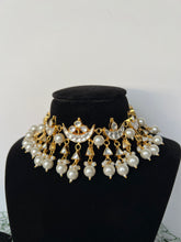 Load image into Gallery viewer, Moonlight Kundan Set

