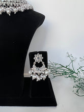 Load image into Gallery viewer, Small silver set
