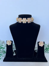 Load image into Gallery viewer, Floral Kundan Pink
